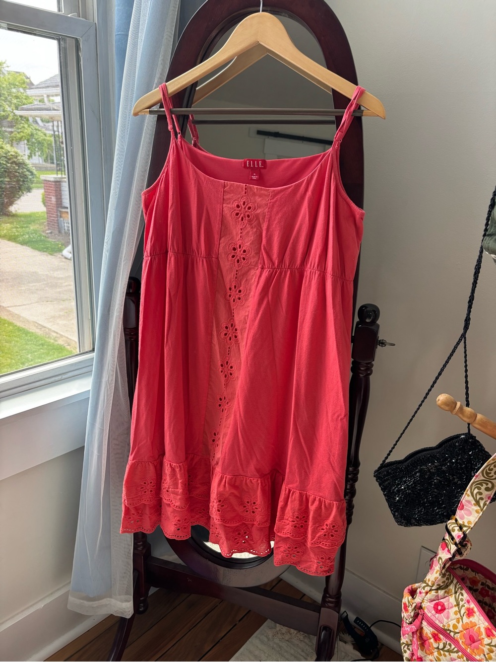 Cute xl babydoll Coral Eyelet Sundress